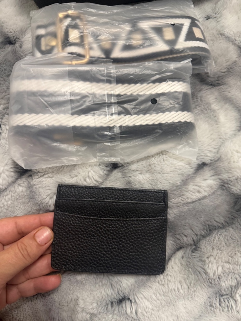Pom Pom London Mayfair Plus Leather Crossbody Bag - Picture 16 of 16